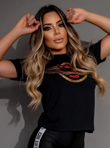 T-shirts Chocolate Doce Jupiter Preto