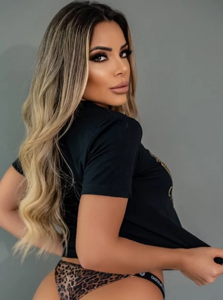 T-shirts Chocolate Doce Zoe Preto