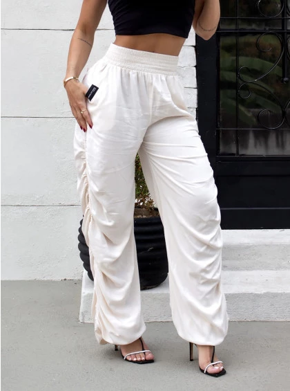 Calça Chocolate Doce Nemesis Off White